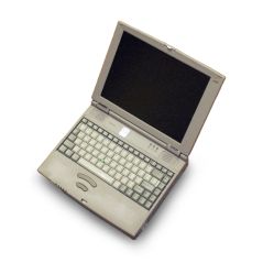 Toshiba Satellite Pro 470CDT- Windows 3.11 - PM 32MB 2.02GB - 12.1 - Port Serie et Parallèle - Ordinateur Portable
